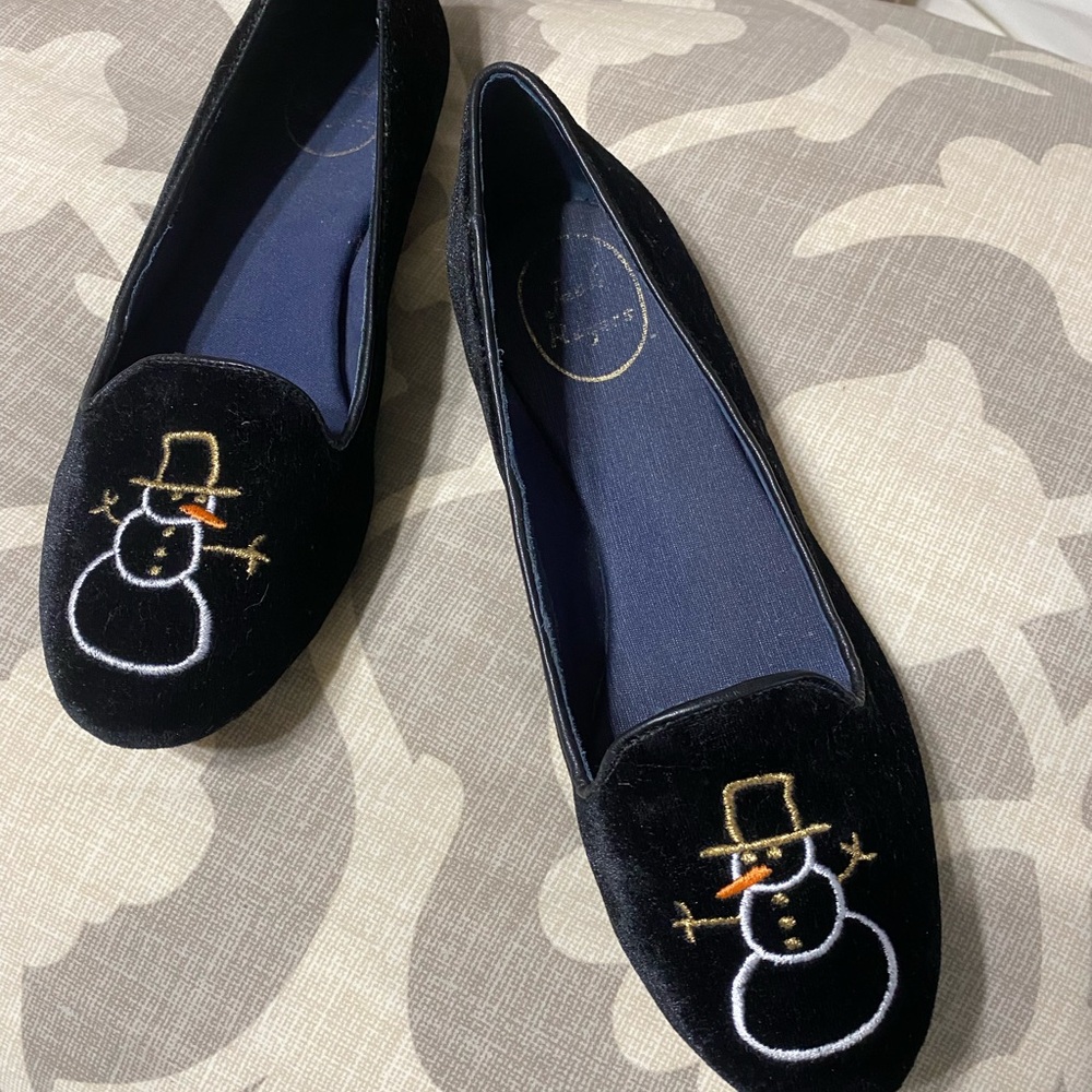 Black Velvet Snowman Embroidered Loafers